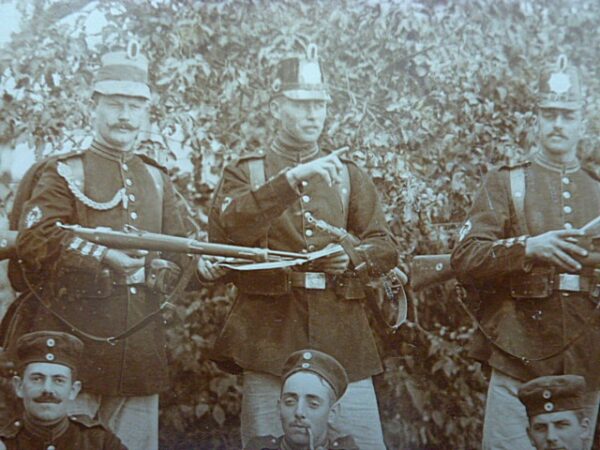 Foto, Garde Jäger , Kaiserabzeichen , Schützenschnurr enz.