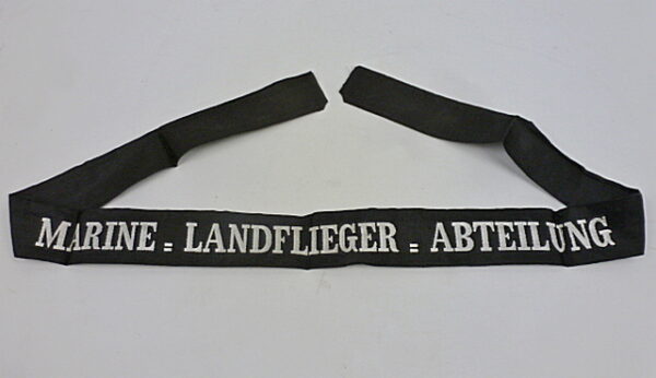 K.M. mutsband "Marine-Landflieger-Abteilung".