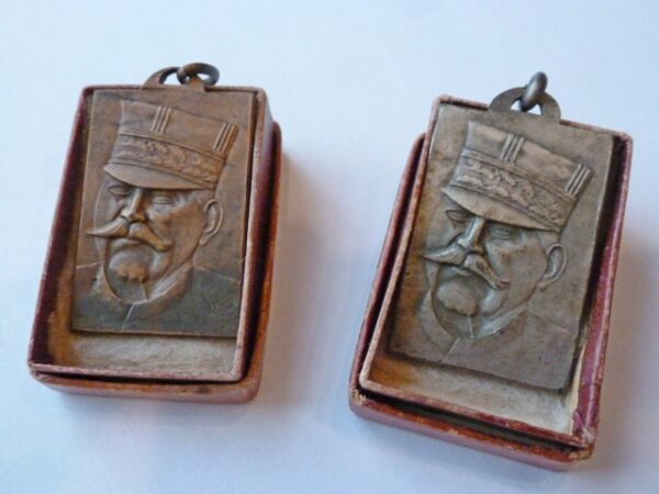 2x Medaille Joffre 1914-1915 in doos. - Afbeelding 6